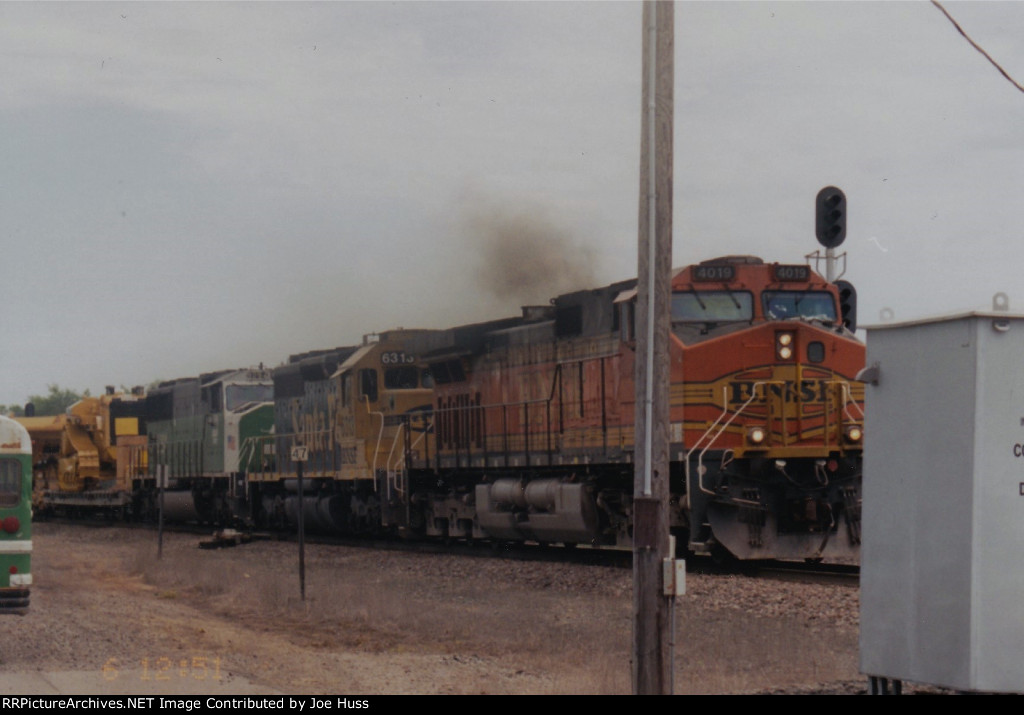 BNSF 4019 West